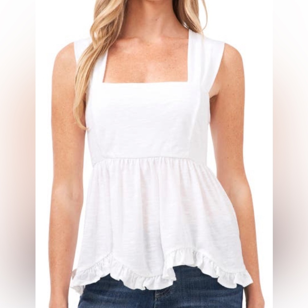 NWT Cece babydoll knit top